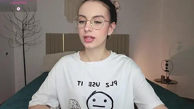 Real cutie1 online show from 03.30.26