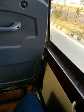 Snapshot of mysticeyes_backup chatting on 11.12.25 mysticeyes backup online show from 11.12.25