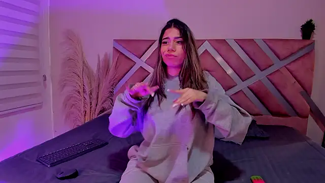 Rachell criss online show from 03.31.26