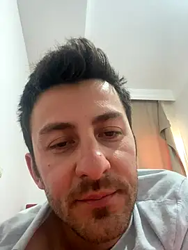 emredenizz07 online show from 10.08.25