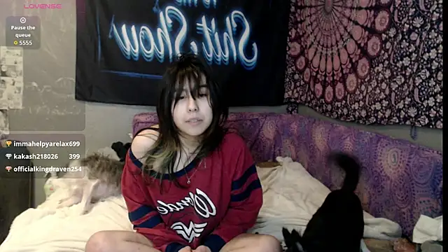 Snapshot of London_Ray chatting on 09.21.25 London Ray online show from 09.21.25