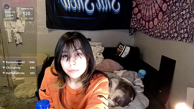 Snapshot of London_Ray chatting on 10.20.25 London Ray online show from 10.20.25