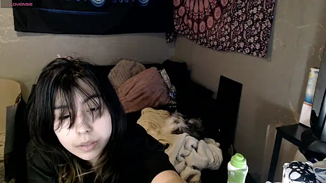 Snapshot of London_Ray chatting on 10.29.25 London Ray online show from 10.29.25