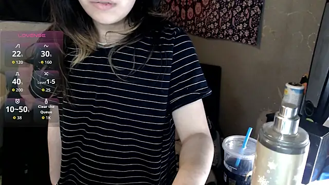 Snapshot of London_Ray chatting on 11.08.25 London Ray online show from 11.08.25