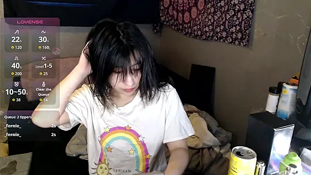 Snapshot of London_Ray chatting on 11.17.25 London Ray online show from 11.17.25