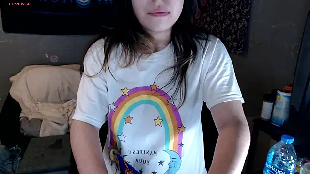 Snapshot of London_Ray chatting on 11.24.25 London Ray online show from 11.24.25