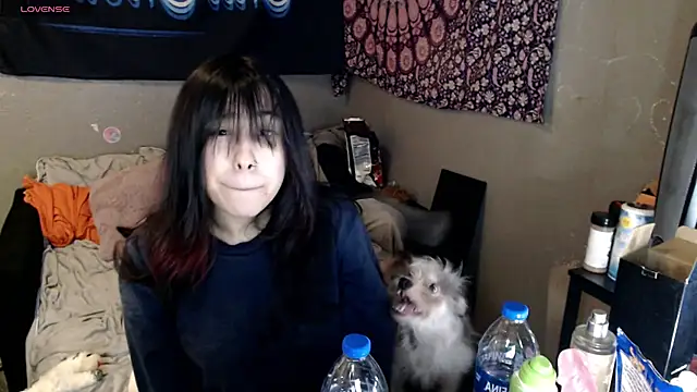 Snapshot of London_Ray chatting on 11.29.25 London Ray online show from 11.29.25