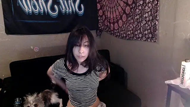 London Ray online show from 04.19.26