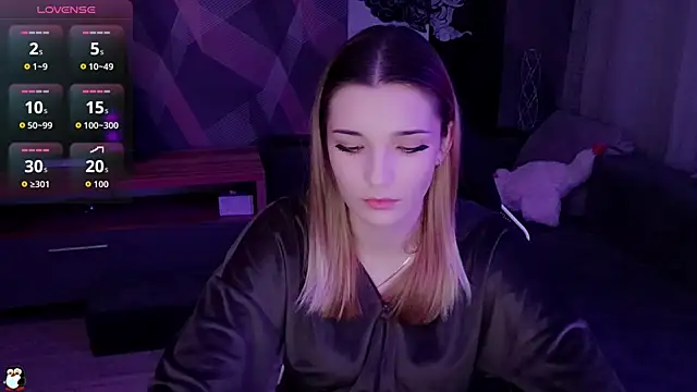 Sandy Belle online show from 11.09.25