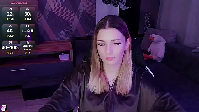 Sandy Belle online show from 11.12.25