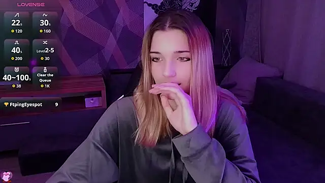 Sandy Belle online show from 11.19.25