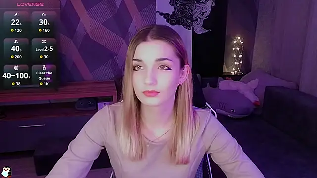 Sandy Belle online show from 11.28.25