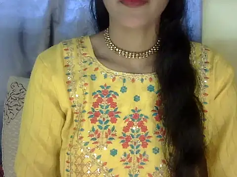 Snapshot of zara_Khan0 chatting on 09.10.25 zara Khan0 online show from 09.10.25