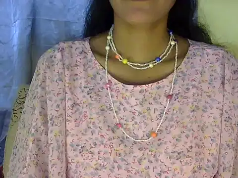 Snapshot of zara_Khan0 chatting on 09.11.25 zara Khan0 online show from 09.11.25