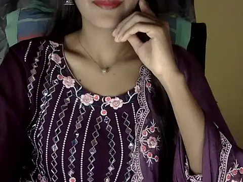 Snapshot of zara_Khan0 chatting on 10.20.25 zara Khan0 online show from 10.20.25