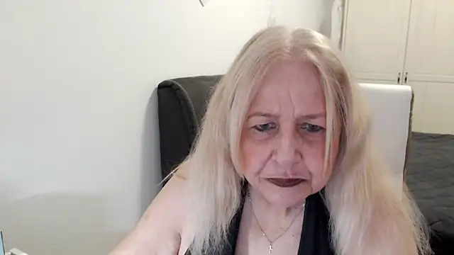 SusiLifeXXX online show from 05.28.26