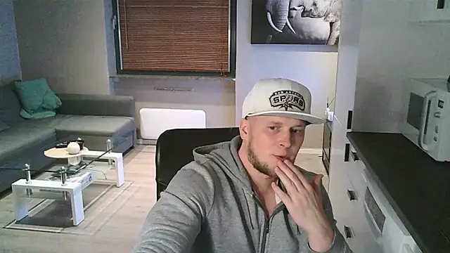 Dartanjanas13 online show from 11.13.25