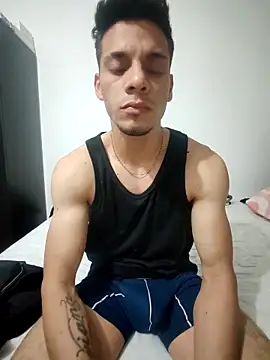 Snapshot of caballero-97 chatting on 10.01.25 caballero-97 online show from 10.01.25