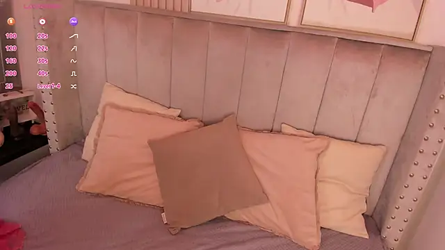 Seshat Hitt online show from 11.27.25