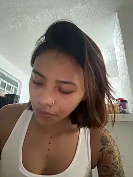 Nia Desire online show from 01.17.26