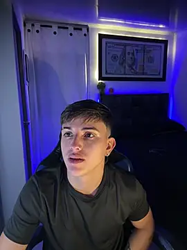 Justin trevor1 online show from 04.14.26