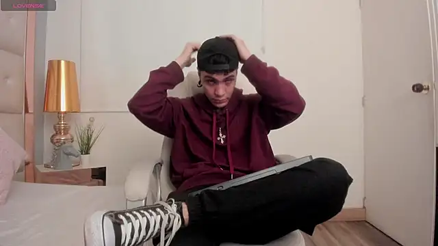 dark sun302 online show from 11.16.25