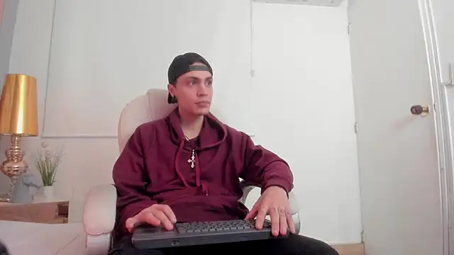 dark sun302 online show from 11.26.25