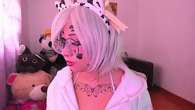 Lolii Zoe online show from 10.08.25