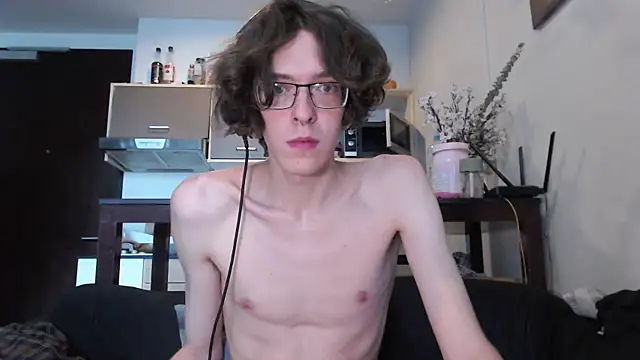 Snapshot of LovesomeCookie chatting on 09.20.25 LovesomeCookie online show from 09.20.25