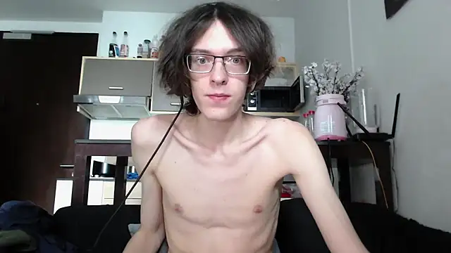 Snapshot of LovesomeCookie chatting on 10.05.25 LovesomeCookie online show from 10.05.25