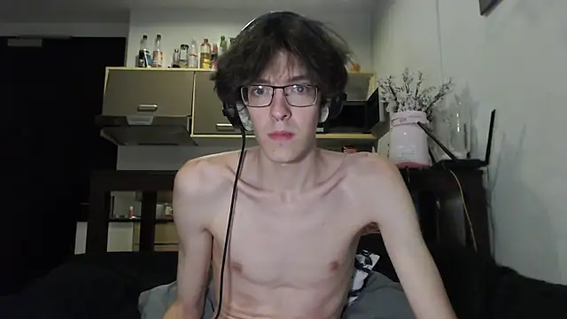 Snapshot of LovesomeCookie chatting on 10.12.25 LovesomeCookie online show from 10.12.25