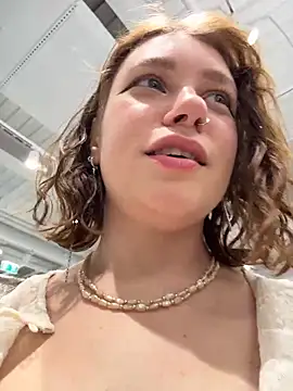 lucy-joy online show from 11.25.25