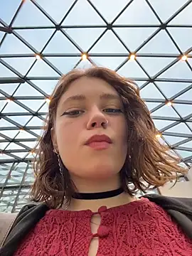 lucy-joy online show from 11.28.25