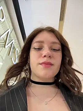 lucy-joy online show from 02.17.26