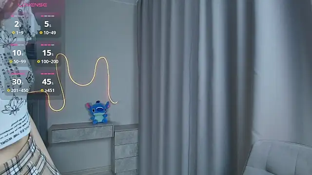 FoxyMira online show from 09.11.25