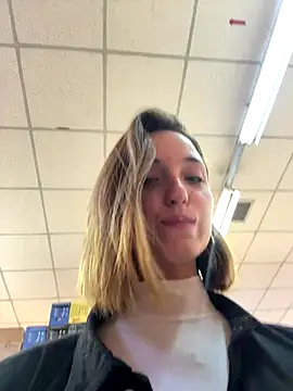 DollyTall online show from 09.15.25