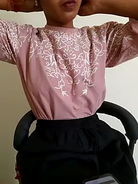 Snapshot of AnkitaDevi chatting on 06.18.26 AnkitaDevi online show from 06.18.26