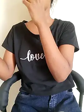 Snapshot of AnkitaDevi chatting on 06.29.26 AnkitaDevi online show from 06.29.26