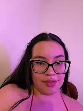 Emily Taylor2 online show from 11.04.25