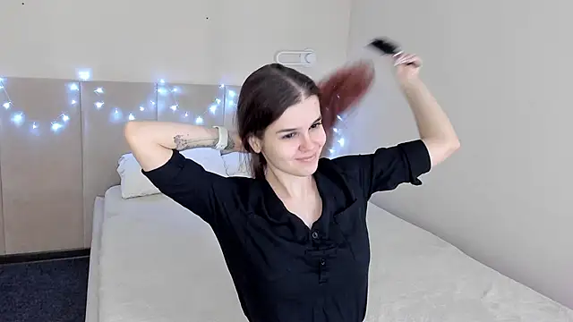 Snapshot of Infinity_Ti chatting on 01.09.26 Infinity Ti online show from 01.09.26