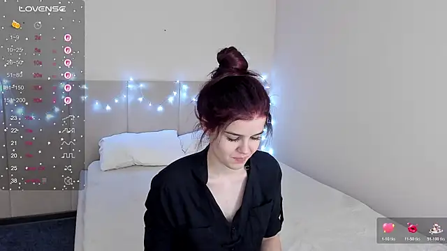 Snapshot of Infinity_Ti chatting on 01.11.26 Infinity Ti online show from 01.11.26