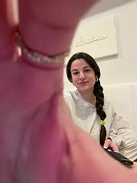 heyitsmadig online show from 04.13.26