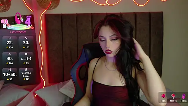 Megan  cole1 online show from 09.26.25