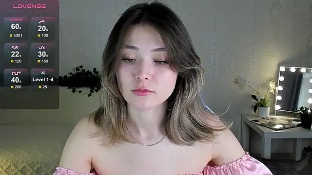 Snapshot of ArleneThomas chatting on 10.07.25 ArleneThomas online show from 10.07.25