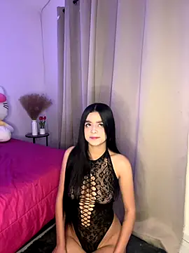 Snapshot of Dulcekitty__ chatting on 10.03.25 Dulcekitty online show from 10.03.25