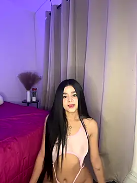 Snapshot of Dulcekitty__ chatting on 10.07.25 Dulcekitty online show from 10.07.25