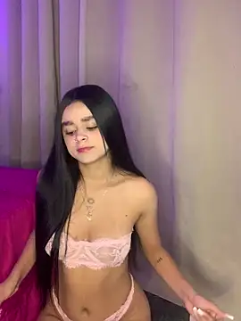 Snapshot of Dulcekitty__ chatting on 10.16.25 Dulcekitty online show from 10.16.25