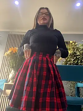 Snapshot of KoraSweett chatting on 11.04.25 KoraSweett online show from 11.04.25