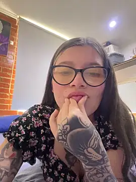 KoraSweett online show from 02.06.26