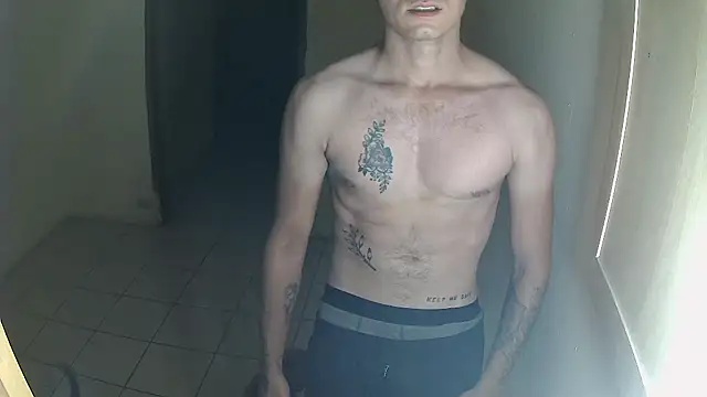 Snapshot of BlondZilla chatting on 10.23.25 BlondZilla online show from 10.23.25